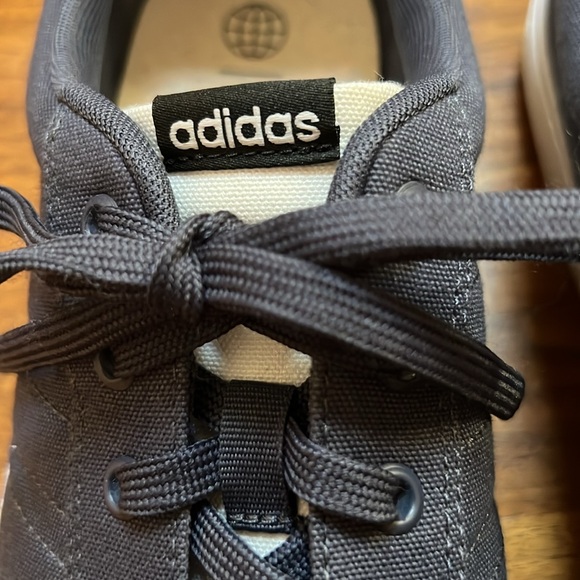 EUC adidas Vulc Raid3R Men's Skateboarding Casual Eco Canvas Shoes size 13 - Picture 2 of 7